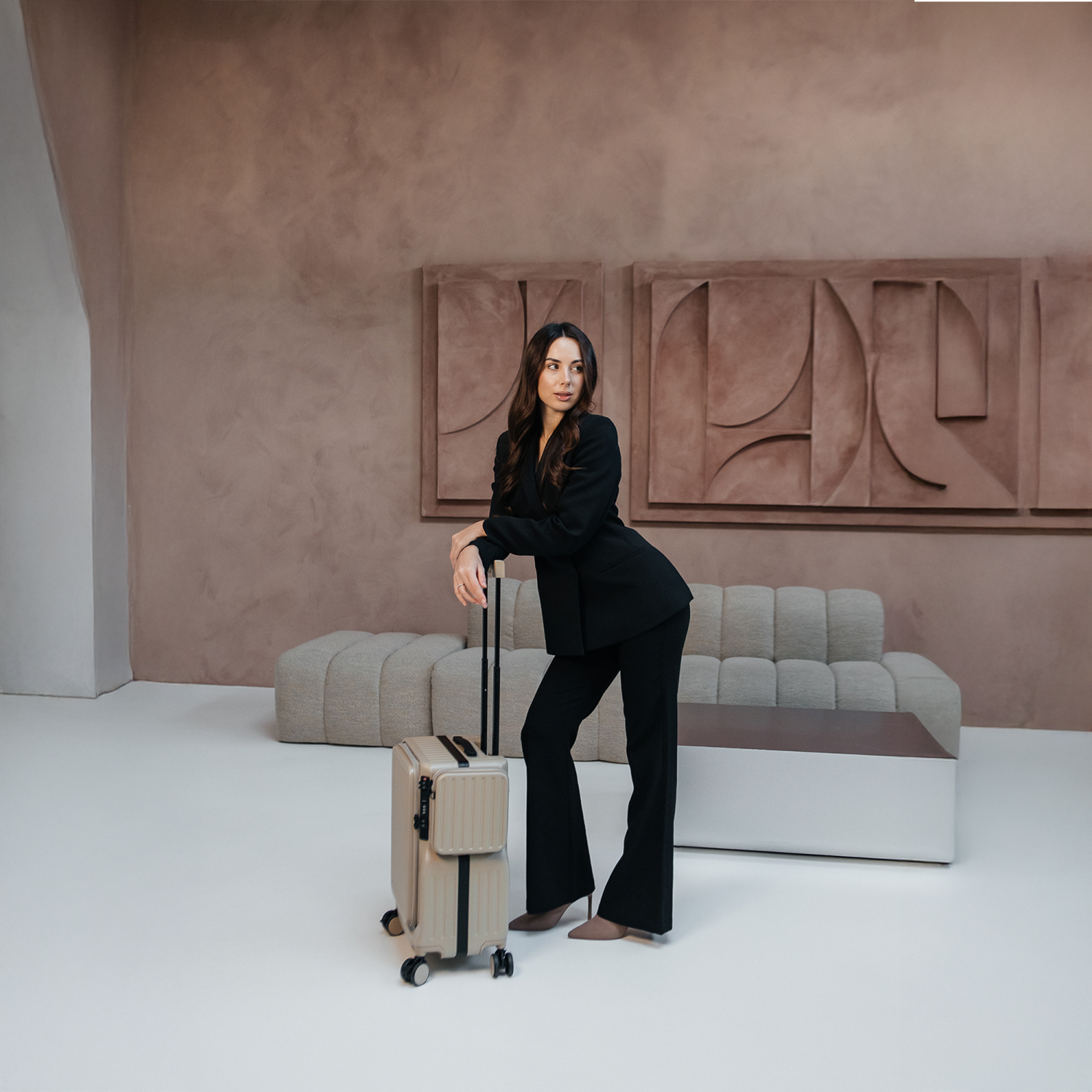 Front Open Carry-On – Smart Handbagage Koffer - 36 liter - Apricot