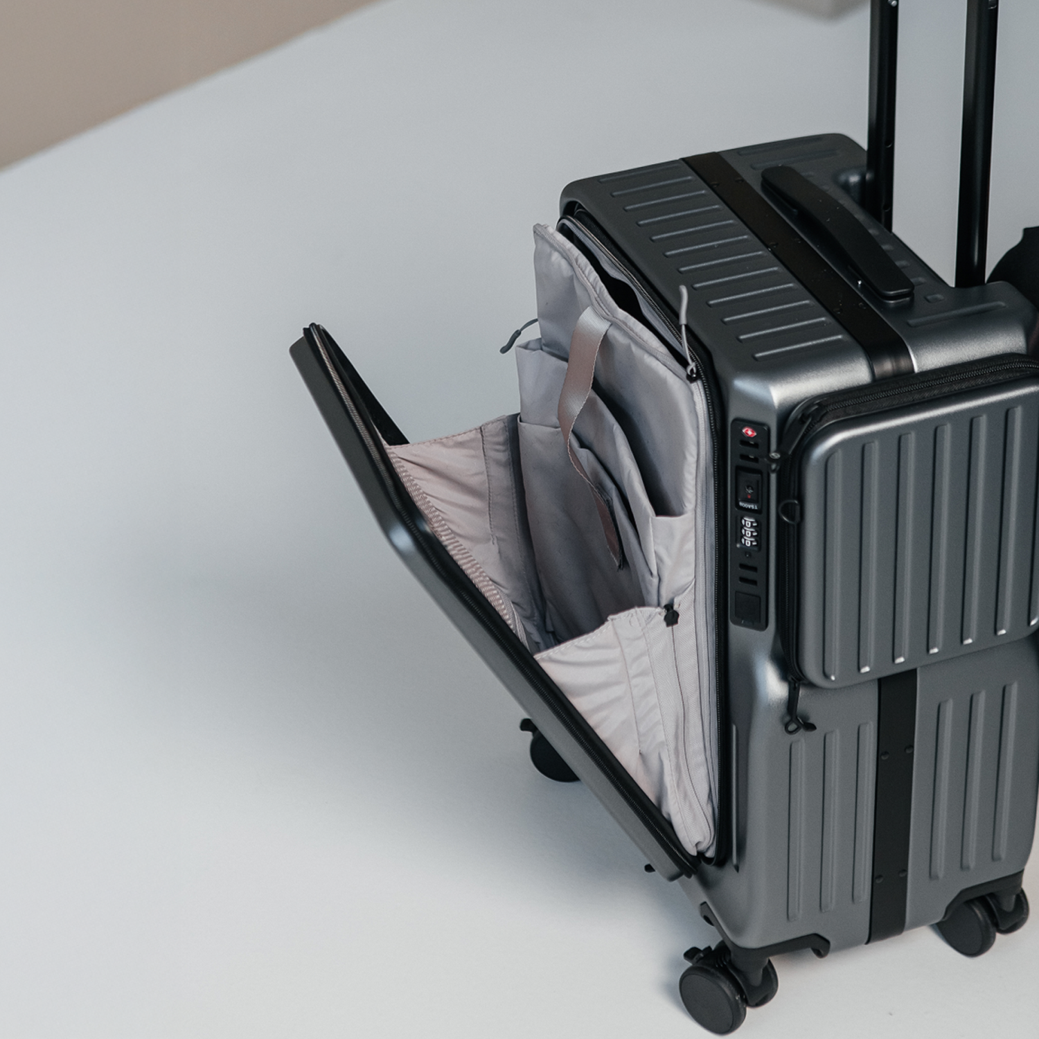 Front Open Carry-On – Smart Handbagage Koffer - 36 liter - Gray