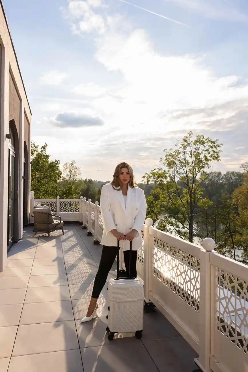 Front Open Suitcase H11 – Smart Handbagage Kofferr - 35 liter - Off White